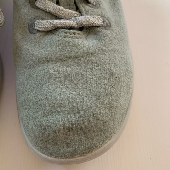 Allbirds Moss Green Wool Tennis Shoes - Picture 3 of 5